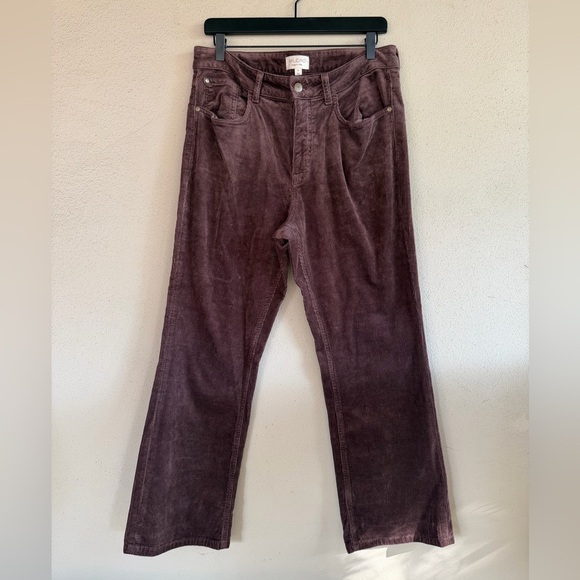 Pilcro The Adi Mid-Rise Frayed Relaxed Flare Jeans: Corduroy Edition - Picture 3 of 6